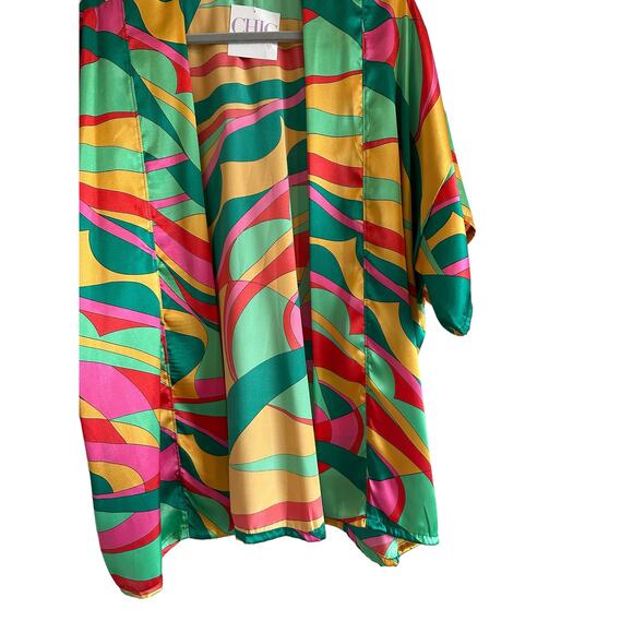 If She Loves Women's Small Multicolor Secret Garden Lightweight Kimono - Picture 6 of 15